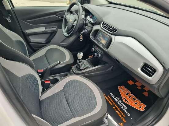 CHEVROLET-ONIX-2015