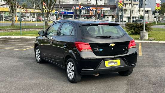 CHEVROLET-ONIX-1.0 MPFI LT 8V FLEX 4P MANUAL CHEVROLET-ONIX-2017