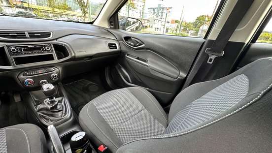 CHEVROLET-ONIX-2017
