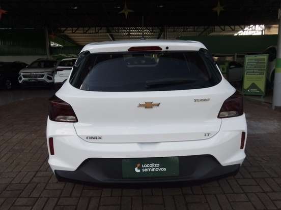 CHEVROLET-ONIX-2022