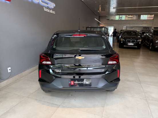 CHEVROLET-ONIX-2020