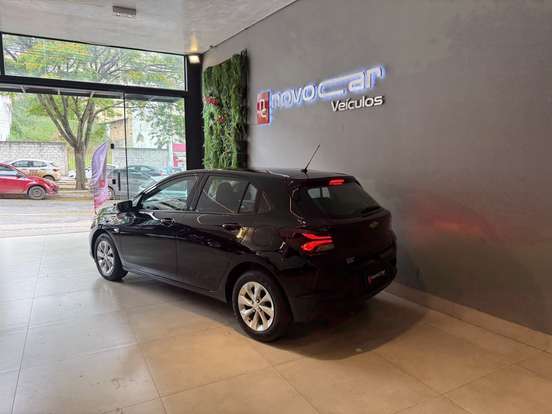 CHEVROLET-ONIX-2020