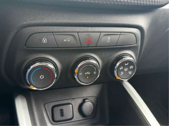 CHEVROLET-ONIX-2024