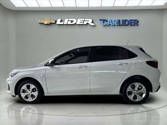 CHEVROLET-ONIX-2024