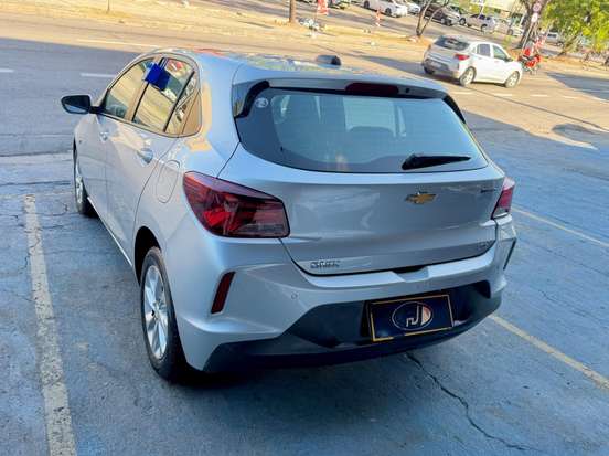 CHEVROLET-ONIX-2019