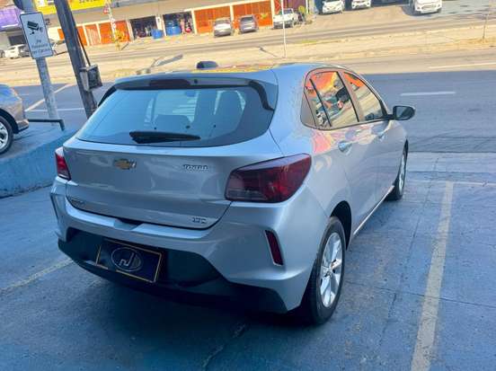 CHEVROLET-ONIX-2019