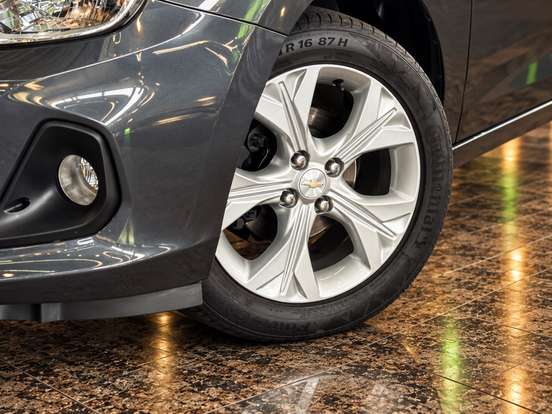 CHEVROLET-ONIX-2024