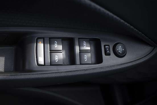 CHEVROLET-ONIX-2023