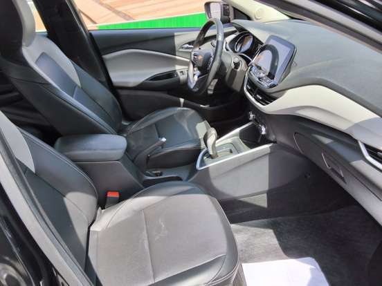 CHEVROLET-ONIX-2025