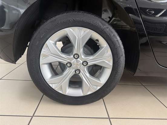 CHEVROLET-ONIX-1.0 TURBO FLEX PREMIER AUTOMÁTICO CHEVROLET-ONIX-2024