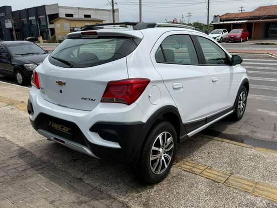 CHEVROLET-ONIX-1.4 MPFI ACTIV 8V FLEX 4P AUTOMÁTICO CHEVROLET-ONIX-2017