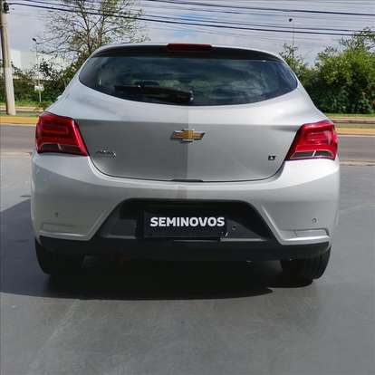 CHEVROLET-ONIX-2019