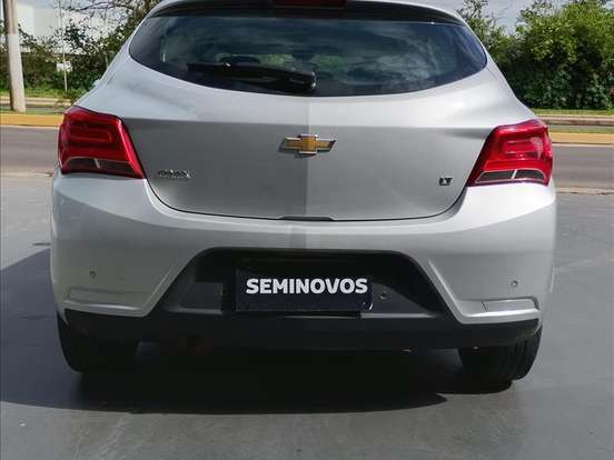 CHEVROLET-ONIX-1.4 MPFI LT 8V FLEX 4P AUTOMÁTICO CHEVROLET-ONIX-2019