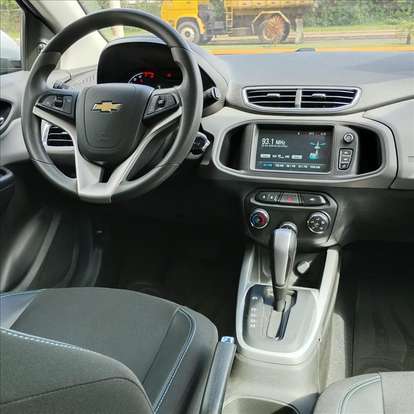 CHEVROLET-ONIX-2019