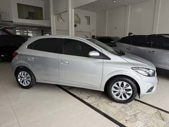 CHEVROLET-ONIX-1.4 MPFI LT 8V FLEX 4P MANUAL CHEVROLET-ONIX-2018