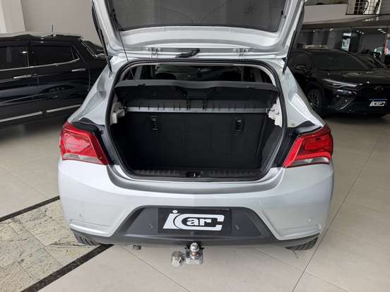 CHEVROLET-ONIX-1.4 MPFI LT 8V FLEX 4P MANUAL CHEVROLET-ONIX-2018