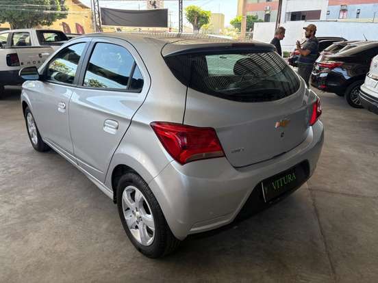 CHEVROLET-ONIX-1.4 MPFI LT 8V FLEX 4P MANUAL CHEVROLET-ONIX-2019