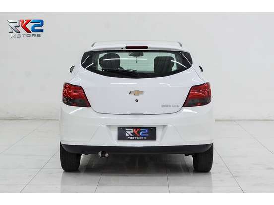 CHEVROLET-ONIX-1.4 MPFI LTZ 8V FLEX 4P AUTOMÁTICO CHEVROLET-ONIX-2016