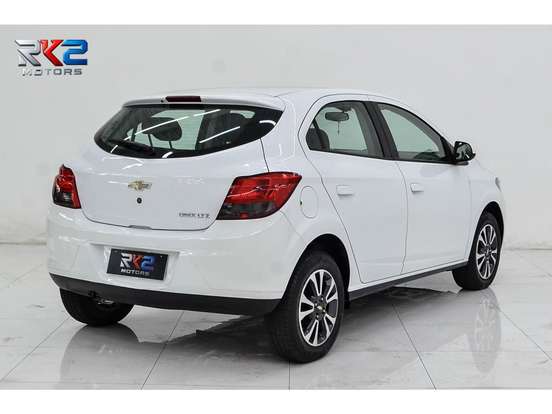 CHEVROLET-ONIX-2016