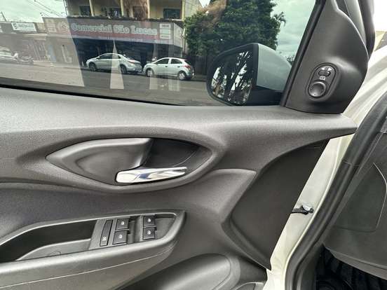 CHEVROLET-ONIX-1.4 MPFI LTZ 8V FLEX 4P AUTOMÁTICO CHEVROLET-ONIX-2017