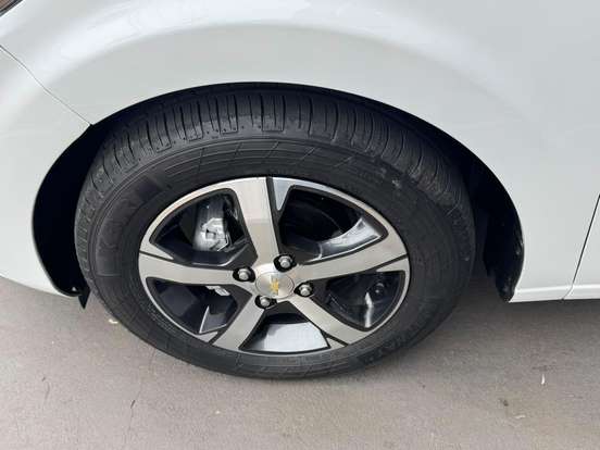 CHEVROLET-ONIX-1.4 MPFI LTZ 8V FLEX 4P AUTOMÁTICO CHEVROLET-ONIX-2018