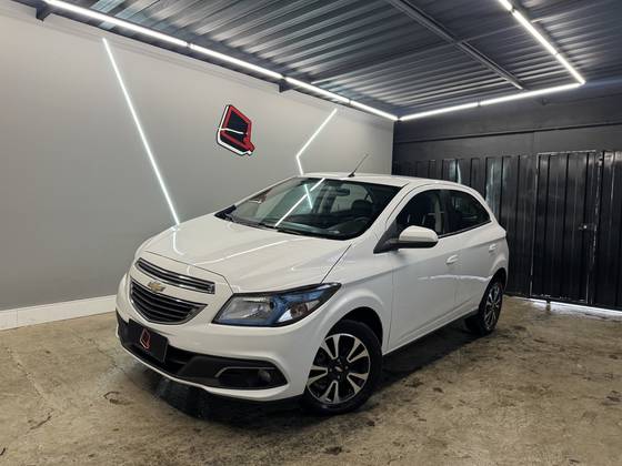 CHEVROLET ONIX 1.4 MPFI LTZ 8V FLEX 4P AUTOMÁTICO