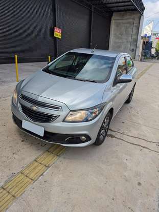 CHEVROLET-ONIX-2015