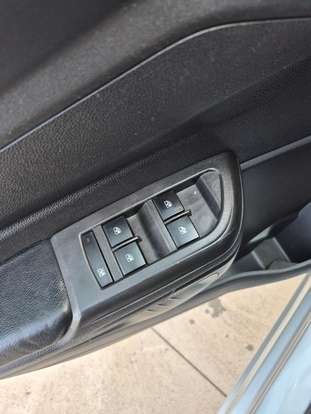 CHEVROLET-ONIX-2015
