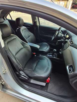 CHEVROLET-ONIX-2015