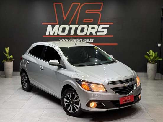 CHEVROLET-ONIX-2014