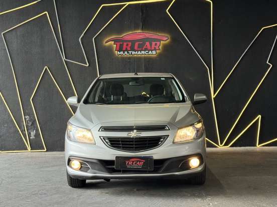 CHEVROLET-ONIX-2014