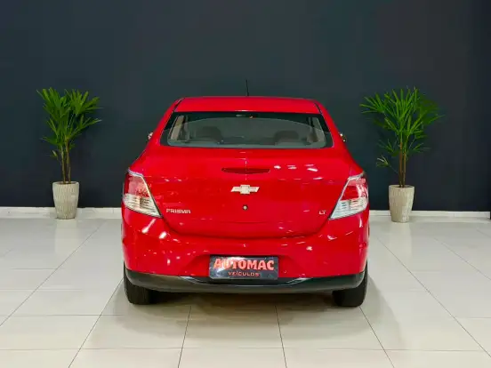 CHEVROLET-PRISMA-2014
