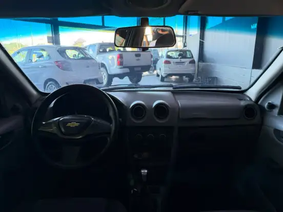 CHEVROLET-PRISMA-2011