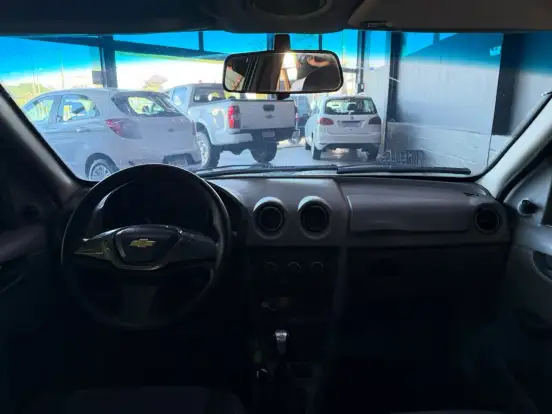 CHEVROLET-PRISMA-2011