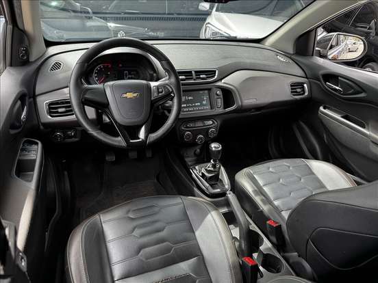 CHEVROLET-PRISMA-2017