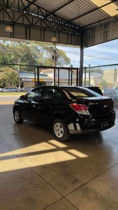 CHEVROLET-PRISMA-2013