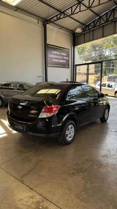 CHEVROLET-PRISMA-2013