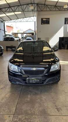CHEVROLET-PRISMA-2013