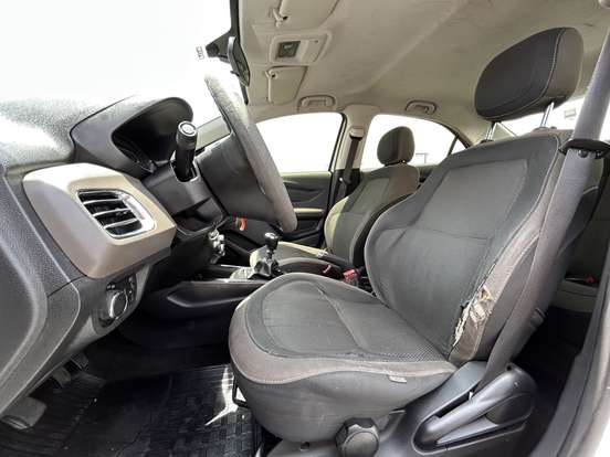 CHEVROLET-PRISMA-2013