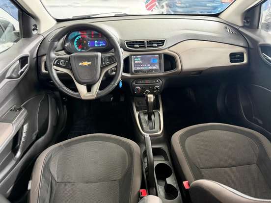 CHEVROLET-PRISMA-2015
