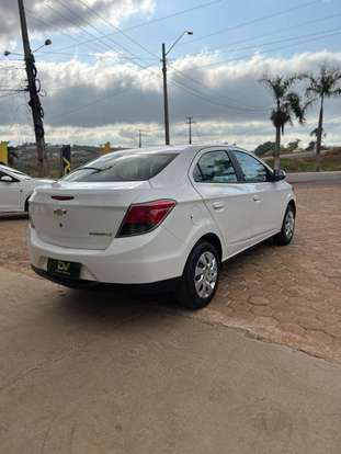 CHEVROLET-PRISMA-2014