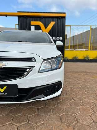 CHEVROLET-PRISMA-2014