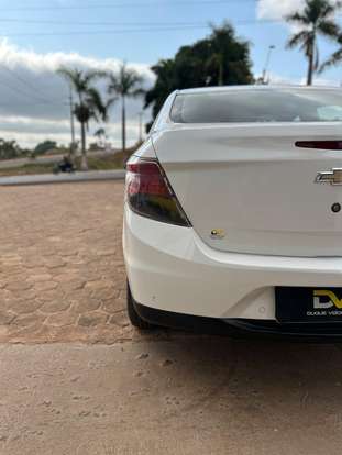 CHEVROLET-PRISMA-2014