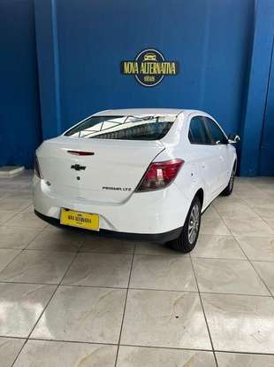 CHEVROLET-PRISMA-2015