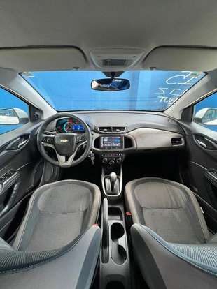 CHEVROLET-PRISMA-2015