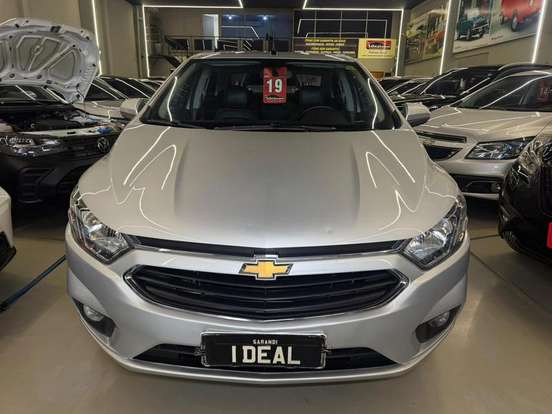 CHEVROLET-PRISMA-2018