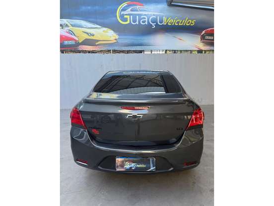 CHEVROLET-PRISMA-2018