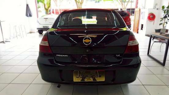 CHEVROLET-PRISMA-2011