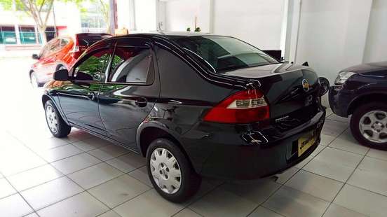 CHEVROLET-PRISMA-2011