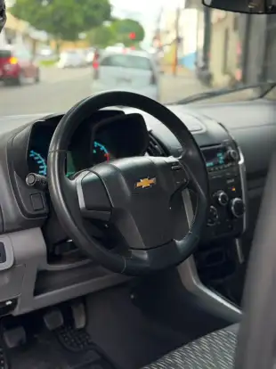 CHEVROLET-S10-2.4 LT 4X2 CD 8V FLEX 4P MANUAL CHEVROLET-S10-2012